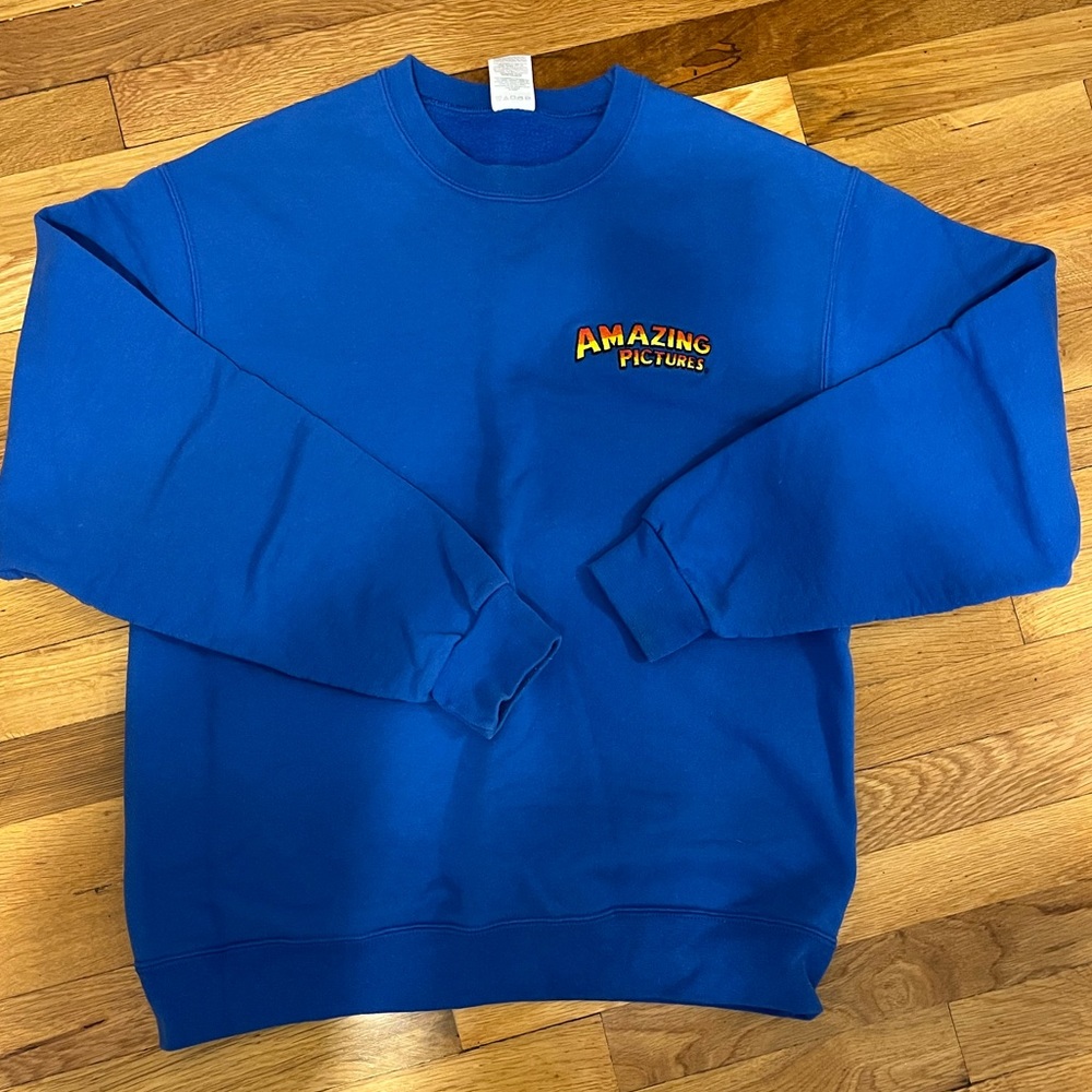 Vintage Blue Embroidered Crewneck Sweatshirt (L)